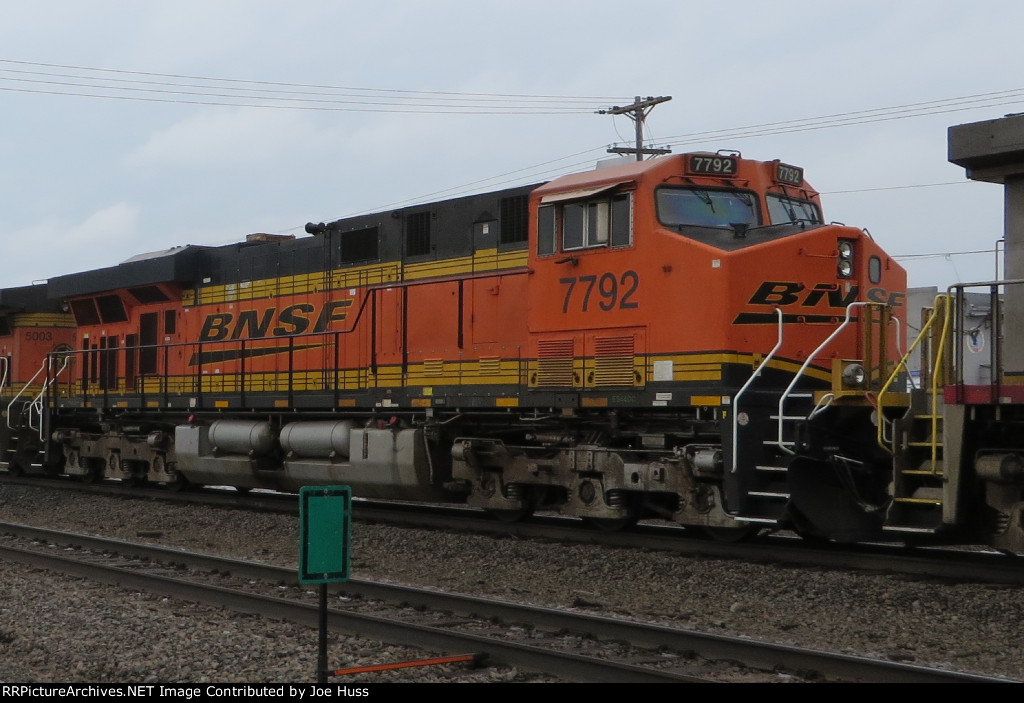 BNSF 7792